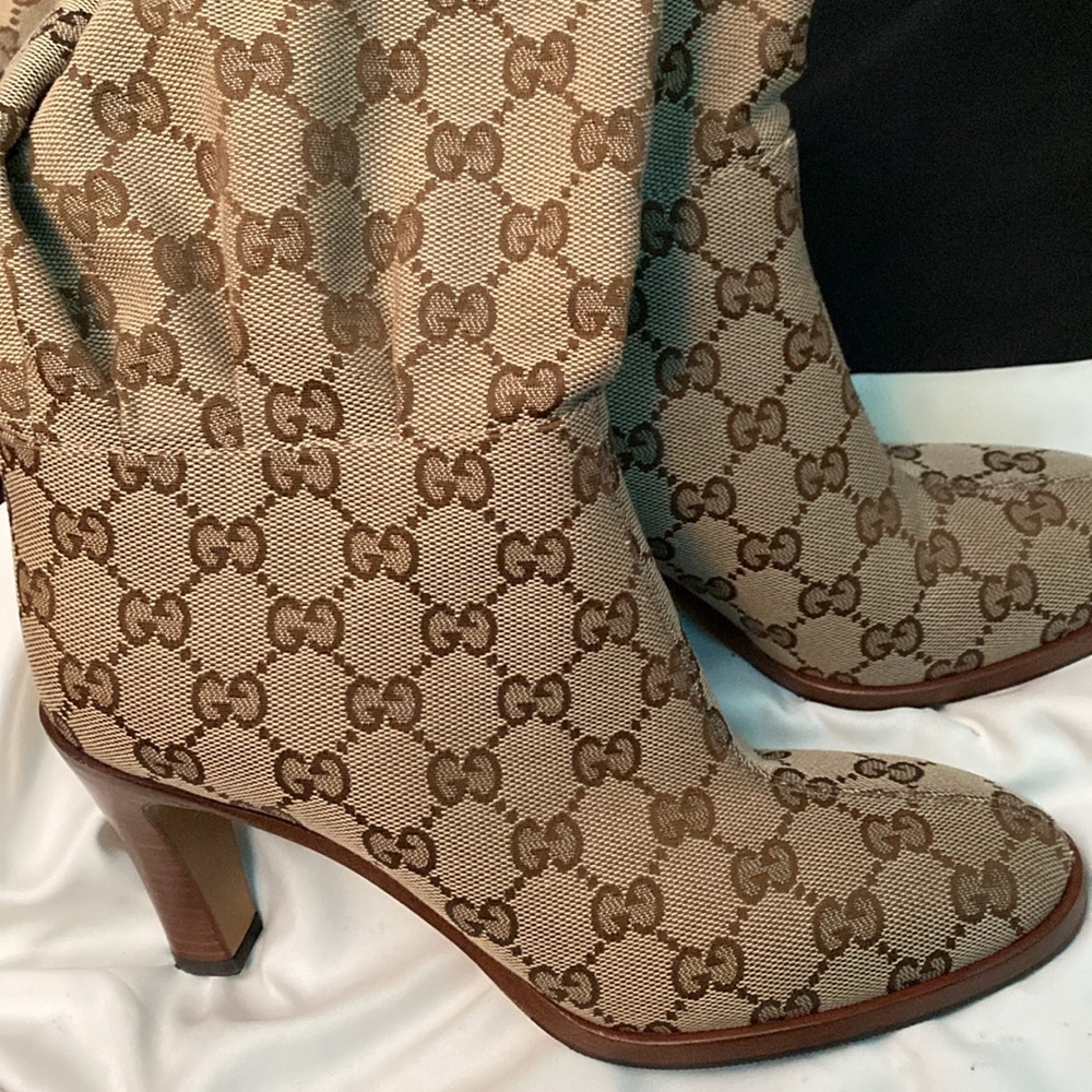 GUCCi monogram OVER THE KNEE boots😍 - Picture 5 of 11